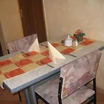 Rosenhof מלון 2*