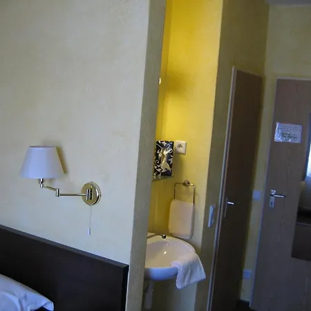 Rosenhof Hotell 2*