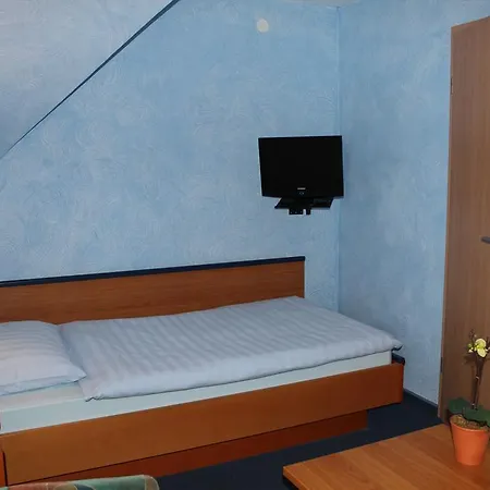 Rosenhof Hotell 2*